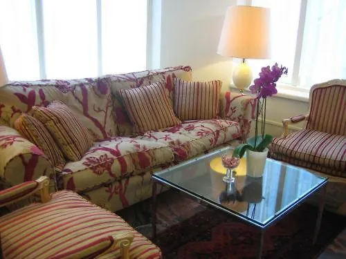 Hotel Rivoli Jardin Helsinki 4*,